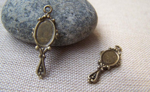 Accessories - 20 Pcs Of Antique Bronze Ancient Chinese Mirror Charms Pendants 10x24mm A1397