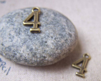 Accessories - 20 Pcs Of Antique Bronze Arabic Figure Number 4 Four Charms 7x15mm A1769