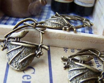 Accessories - 20 Pcs Of Antique Bronze Birds On Basket Charms19x22mm A244