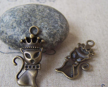 Accessories - 20 Pcs Of Antique Bronze Cat Crown Queen Charms 15x31mm A4686