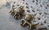 Accessories - 20 Pcs Of Antique Bronze Cat Play Yarn Ball Charms 18x18mm A5054