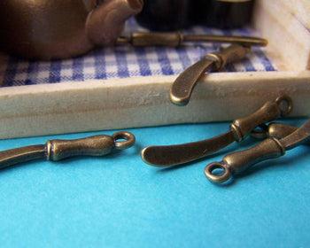 Accessories - 20 Pcs Of Antique Bronze Dinner Knife Charms 4x25mm A1495