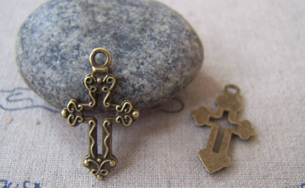 Accessories - 20 Pcs Of Antique Bronze Filigree Cross Charms 16x26mm A4396