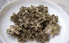 Accessories - 20 Pcs Of Antique Bronze Five Leaf Flower Connector Charms 16mm A428