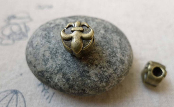 Accessories - 20 Pcs Of Antique Bronze Flower Of Lily Beads Charms 9x10mm A6316