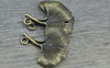Accessories - 20 Pcs Of Antique Bronze Gingko Gingkgo Leaf Charms 23x23mm A7675