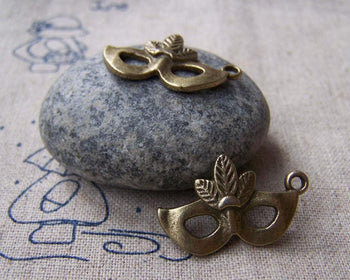 Accessories - 20 Pcs Of Antique Bronze Halloween Lady Mask Charms  16x23mm A2790