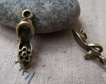 Accessories - 20 Pcs Of Antique Bronze High Heel Flower Sandals Shoes Charms 6x18mm A3283