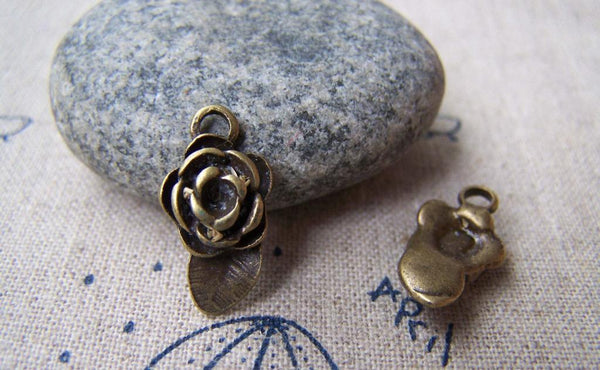 Accessories - 20 Pcs Of Antique Bronze Leaf Flower Charms 9x16mm A399