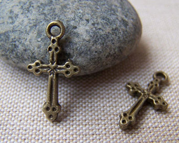 Accessories - 20 Pcs Of Antique Bronze Lovely Cross Charms 11x20mm A1412
