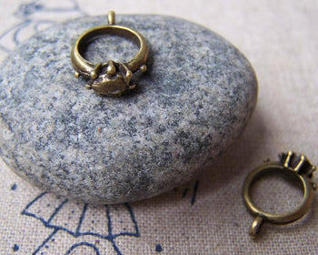 Accessories - 20 Pcs Of Antique Bronze Lovely Diamond Ring Charms 11x13mm A1482