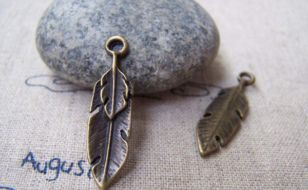 Accessories - 20 Pcs Of Antique Bronze Lovely Feather Leaf Charms 8x30mm A4598