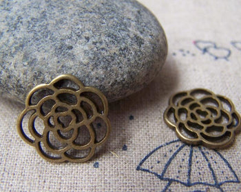 Accessories - 20 Pcs Of Antique Bronze Lovely Filigree Flower Charms Connectors 15mm A322