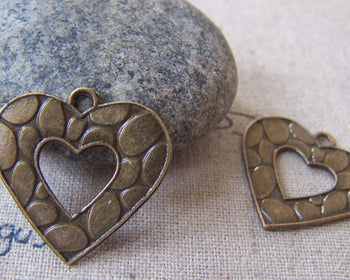 Accessories - 20 Pcs Of Antique Bronze Lovely Filigree Heart Charms 22x23mm A4382