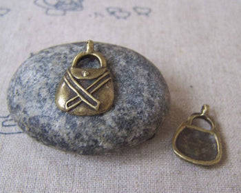 Accessories - 20 Pcs Of Antique Bronze Lovely Handbag Charms 14x21mm A4693