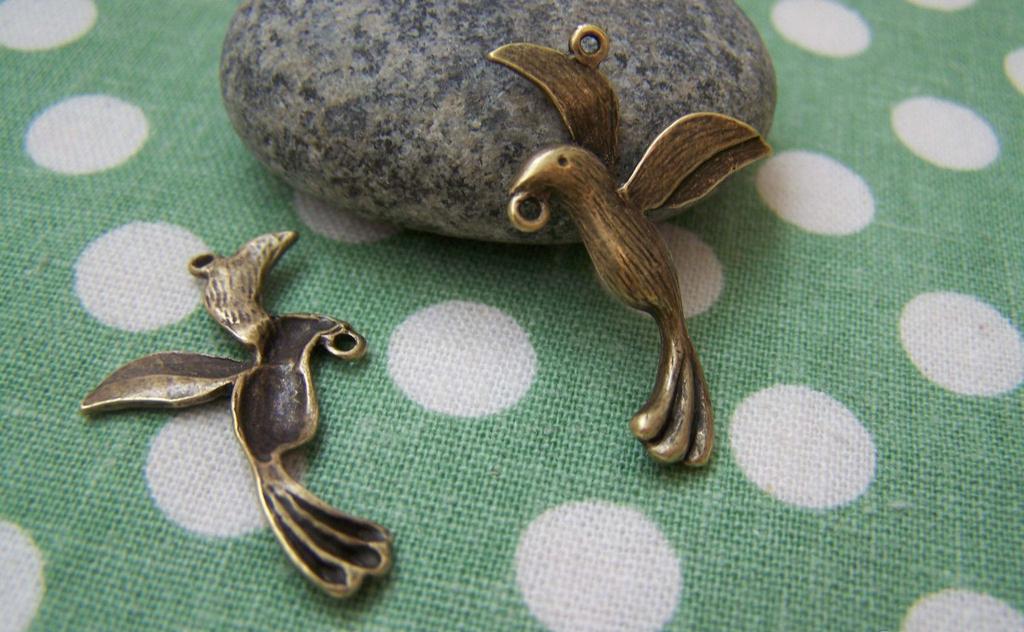 Accessories - 20 Pcs Of Antique Bronze Lovely Hummingbird Bird Connector Charms 18x30mm A256