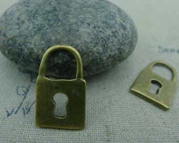 Accessories - 20 Pcs Of Antique Bronze Lovely Lock Charms 11x18mm A3374