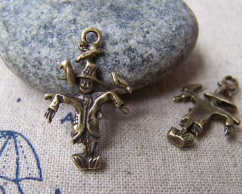 Accessories - 20 Pcs Of Antique Bronze Lovely Scarecrow Charms 15x24mm A298