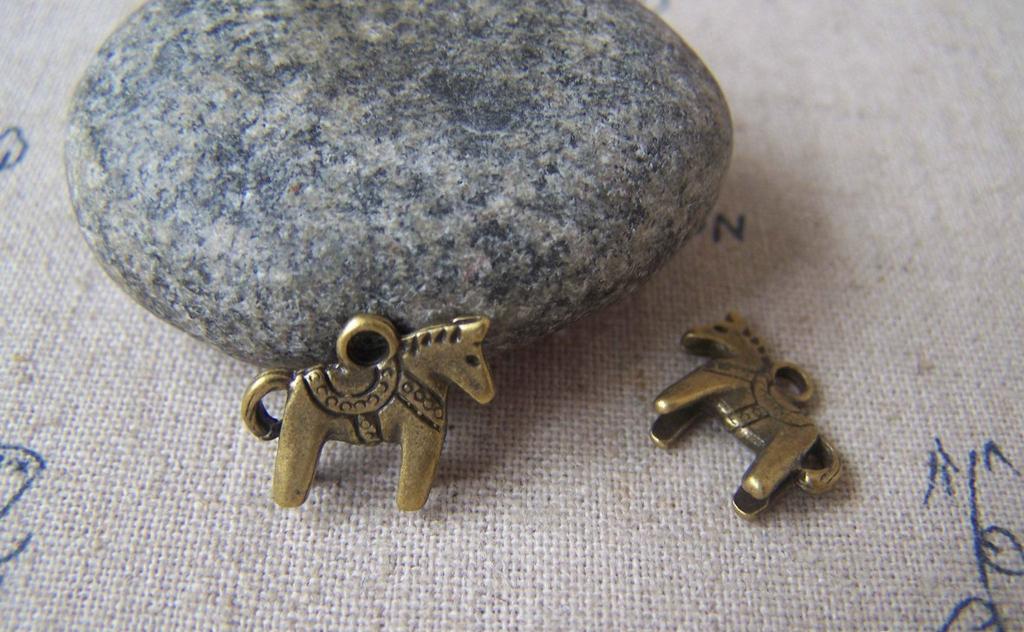 Accessories - 20 Pcs Of Antique Bronze Standing Horse Charms 12x14mm A4605