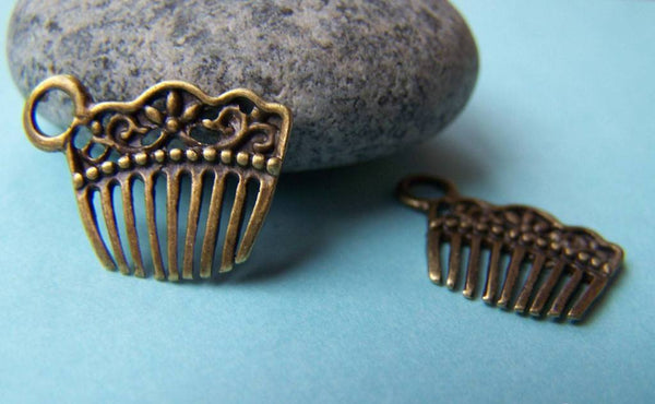 Accessories - 20 Pcs Of Antique Bronze Vintage Style Comb Charms 14x20mm A1629