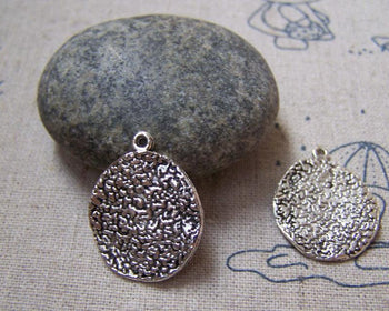 Accessories - 20 Pcs Of Antique Silver Abstract Textured Round Pendant Charms 19x24mm A2470