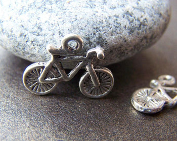 Accessories - 20 Pcs Of Antique Silver Bicycle Bike Charms  14x16mm A934