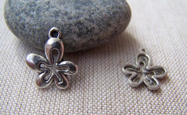 Accessories - 20 Pcs Of Antique Silver Cut Out Flower Charms Pendants  13x14mm A1015