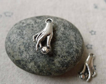 Accessories - 20 Pcs Of Antique Silver Diamond Hand Charms  Double Sided 8x18mm A6534