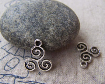 Accessories - 20 Pcs Of Antique Silver Filigree Flower Spiral Coiled Charms 13x16mm A1950