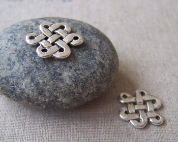 Accessories - 20 Pcs Of Antique Silver Lovely Chinese Knot Charms 14x17mm A3840