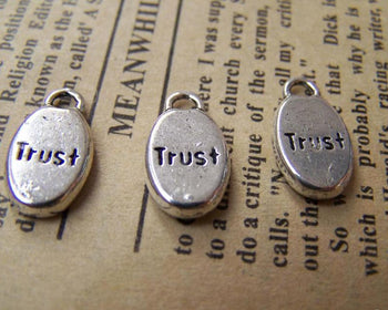 Accessories - 20 Pcs Of Antique Silver Oval Charms 8x15mm A3286