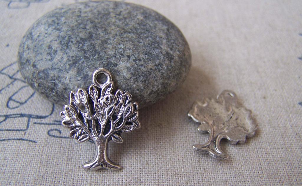 Accessories - 20 Pcs Of Antique Silver Peace Tree Charms 16x20mm A1020