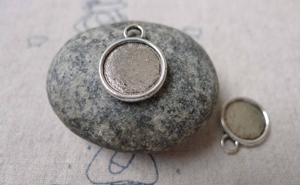 Accessories - 20 Pcs Of Antique Silver Round  Base Settings Pendant Double Sided Match 12mm Cabochon A6885