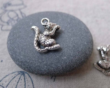 Accessories - 20 Pcs Of Antique Silver Squirrel Charms 13x15mm A7558