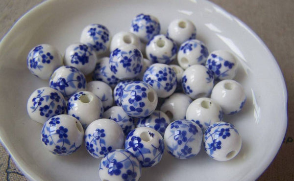 Accessories - 20 Pcs Of Hand Painted Chinese Blue Flower Ceramic Round Beads 10mm A4554