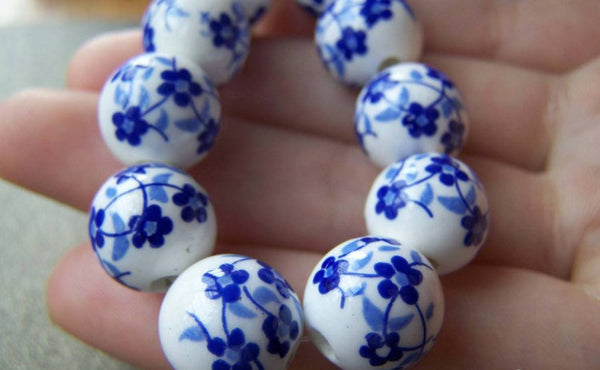 Accessories - 20 Pcs Of Hand Painted Chinese Blue Flower Ceramic Round Beads 12mm  A1879