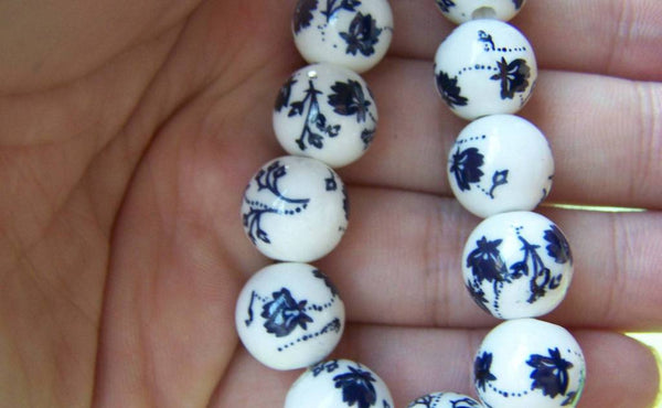 Accessories - 20 Pcs Of Hand Painted Chinese Navy Blue Flower Ceramic Round Beads 12mm A2867
