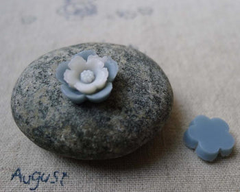 Accessories - 20 Pcs Of Resin Blue And White Flower Cameo 13mm A5703
