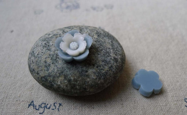 Accessories - 20 Pcs Of Resin Blue And White Flower Cameo 13mm A5703