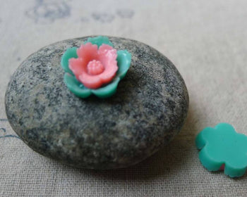 Accessories - 20 Pcs Of Resin Pink And Green Flower Cameo 13mm A5704