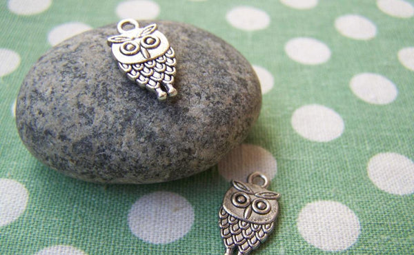 Accessories - 20 Pcs Of Tibetan Silver Antique Silver Lovely Owl Charms Double Sided 9x15mm A1851