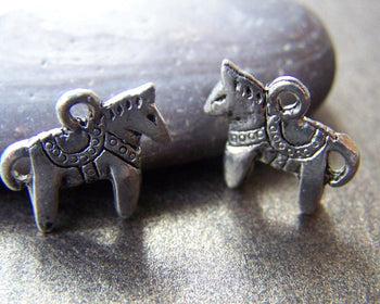 Accessories - 20 Pcs Of Tibetan Silver Antique Silver Standing Horse Pendants Charms 12x14mm A1186
