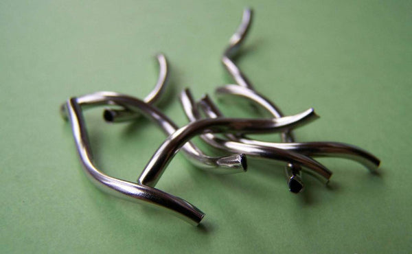 Accessories - 20 Pcs White Gold Tone Brass Smooth Wavy Twist S Noodle Tubes  2x25mm A2819