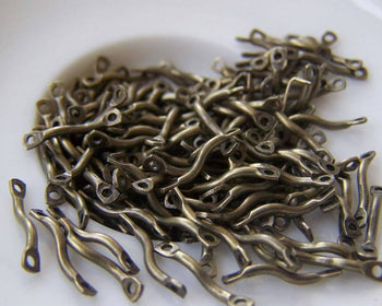 Accessories - 200 Pcs Of Antique Bronze S Shaped Twisted Link Connectors 13mm A2448