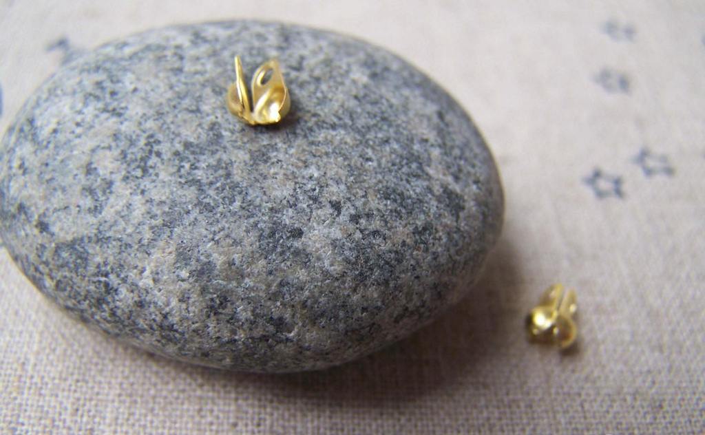 Accessories - 200 Pcs Of Gold Tone Iron Clamshell Bead Tips 6mm For Bead Chain Sized 2.4mm A3696