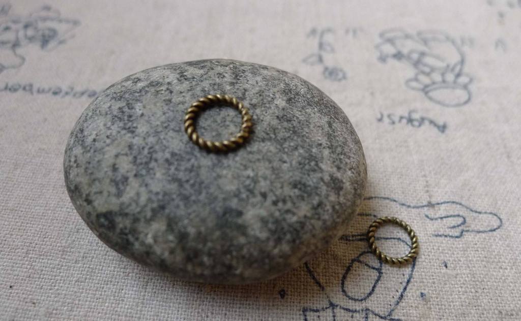 Accessories - 30 Pcs Antique Bronze Brass Twisted Coiled Loop Rings 1.2x8mm A6060