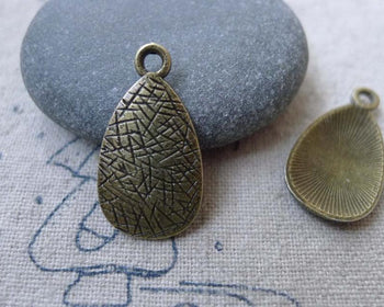 Accessories - 30 Pcs Of Antique Bronze Textured Teardrop Drop Charms 13x23mm A7728