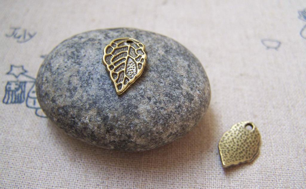 Accessories - 30 Pcs Of Antique Bronze Tree Leaf Charms 10x16mm A5210