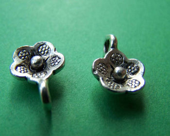 Accessories - 30 Pcs Of Antique Silver Flower Pendants Charms 9mm A989