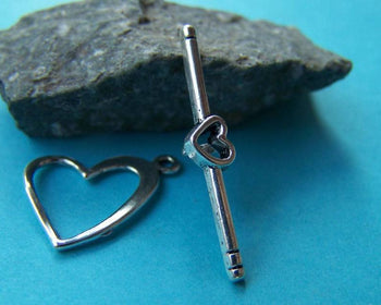 Accessories - 30 Sets Antique Silver Heart Toggle Clasps A1259